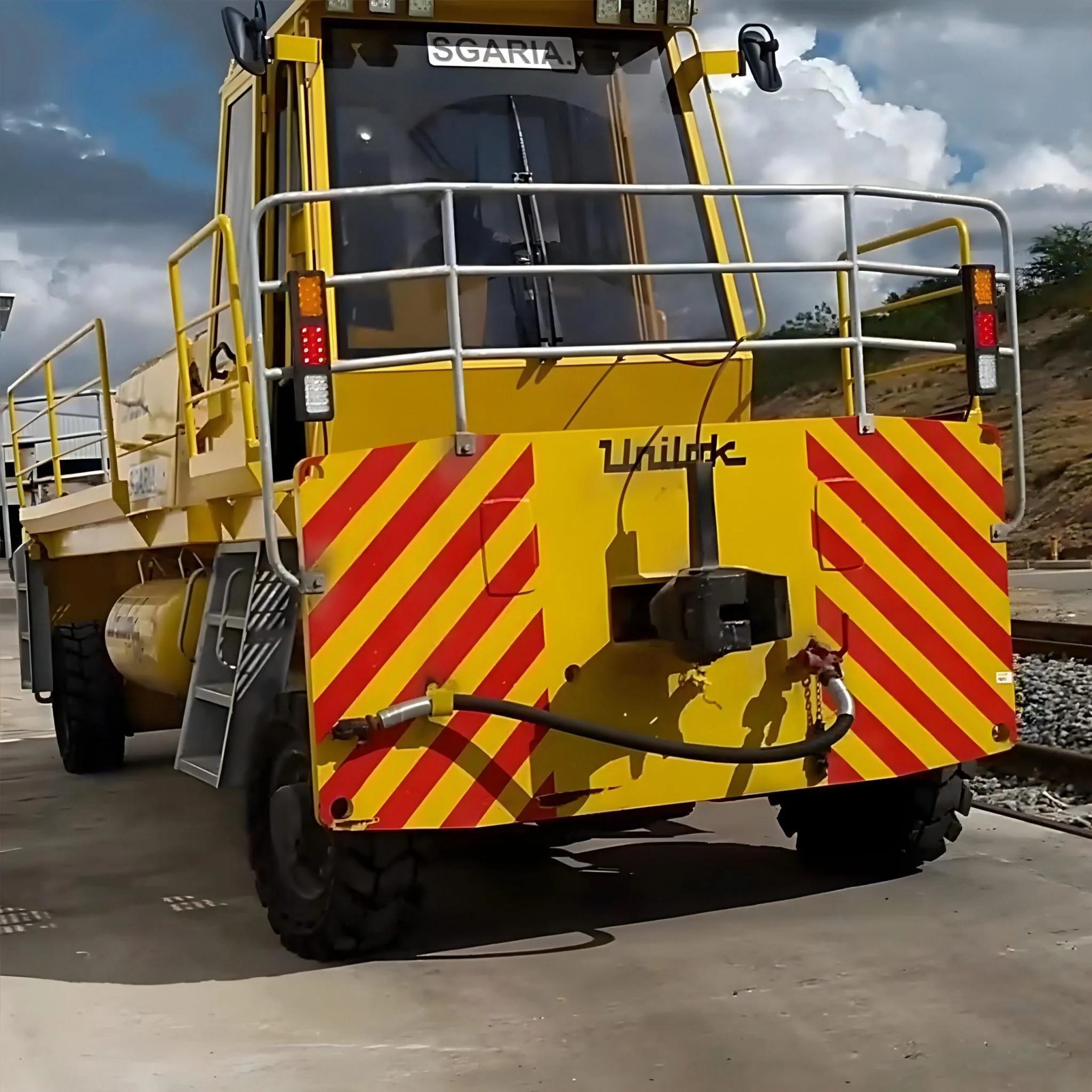 Wagon Tow Tractor - Vale